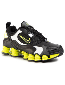 hiking trainers mens
