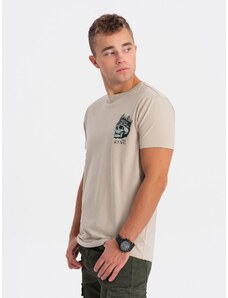 Ombre Clothing Vyriški medvilniniai marškinėliai su spauda ant krūtinės - smėlio spalvos V1 OM-TSPT-0167