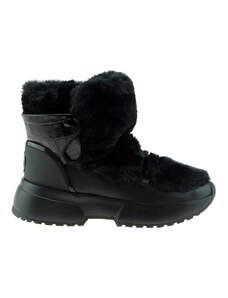 Michael Kors snow boots