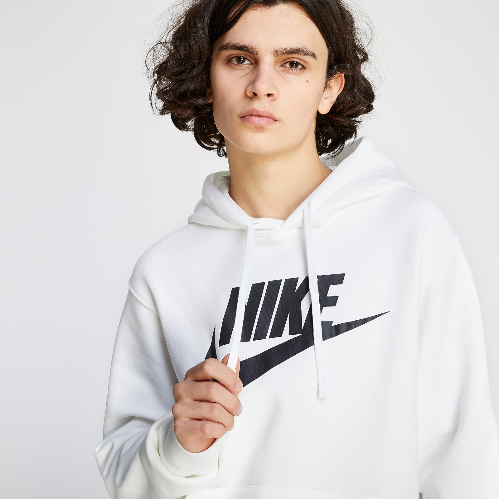 nike sportswear club logo pullover hoodie