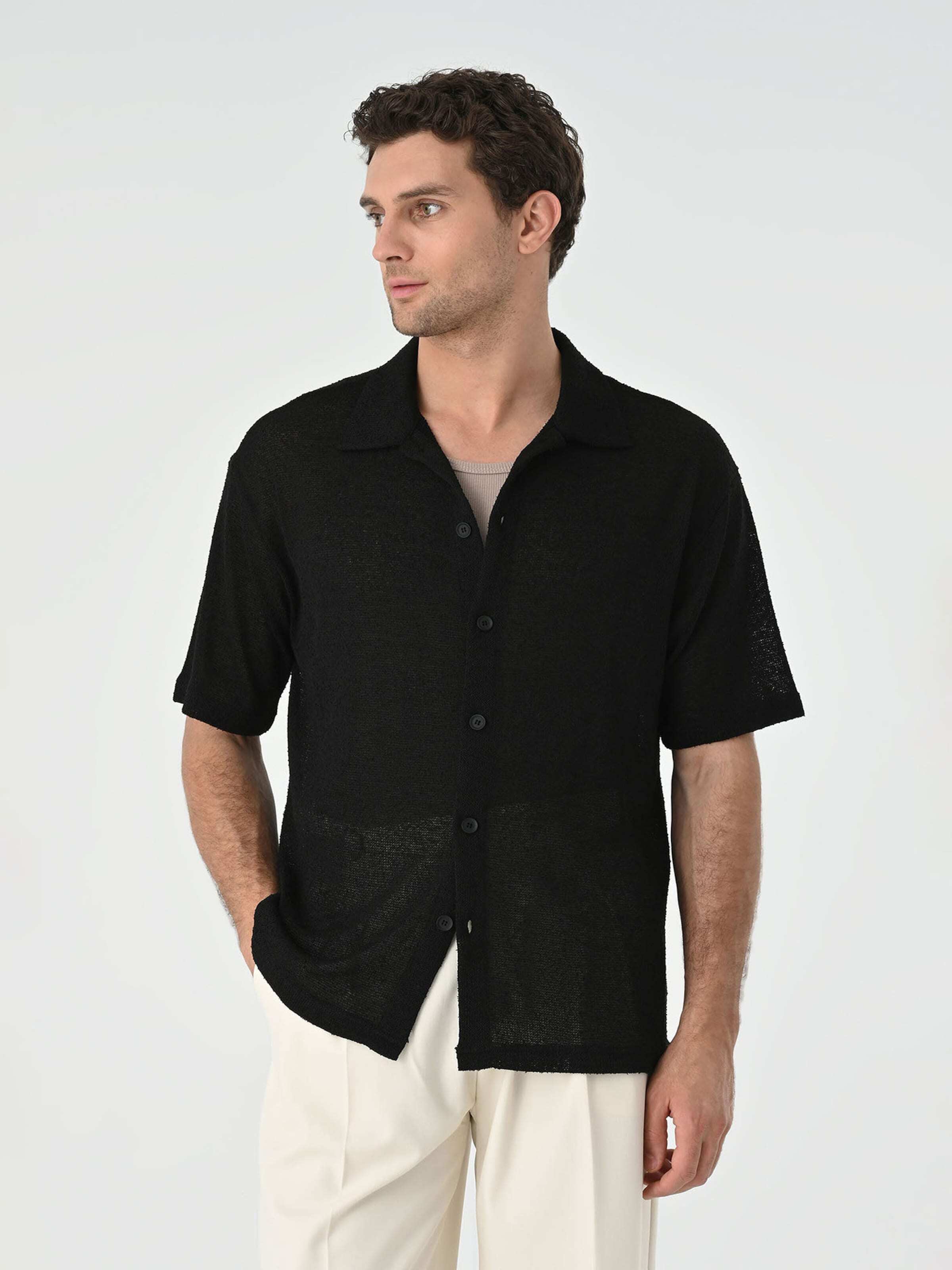 Antioch Marškinėliai juoda