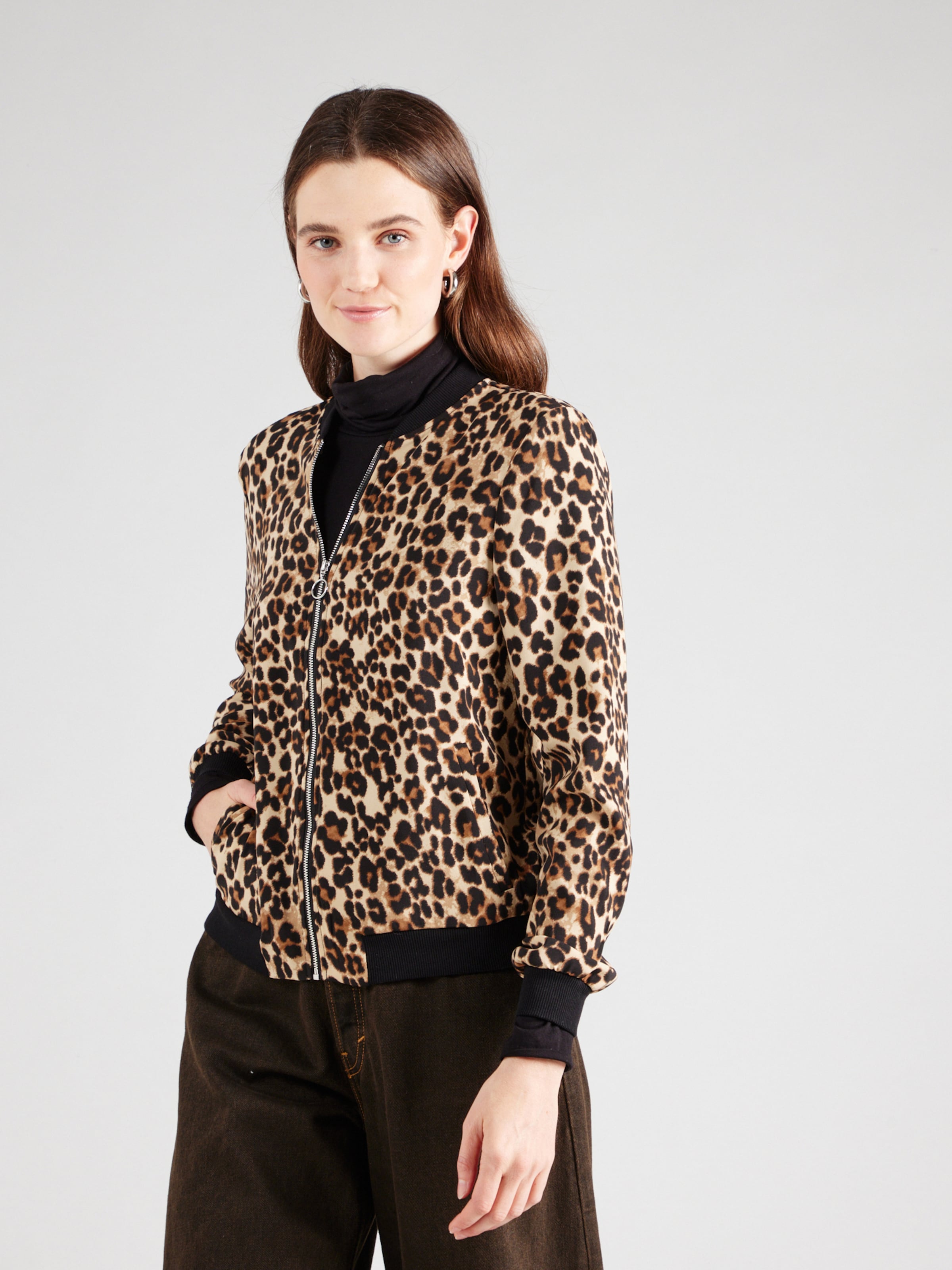 VERO MODA Demisezoninė striukė 'VMCoco' ruda / kapučino spalva / juoda