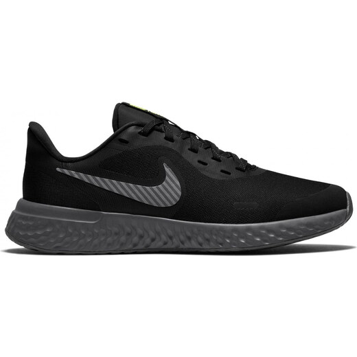 nike revolution junior black