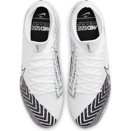 Nike Pro 7 Firm Ground Football Boots 