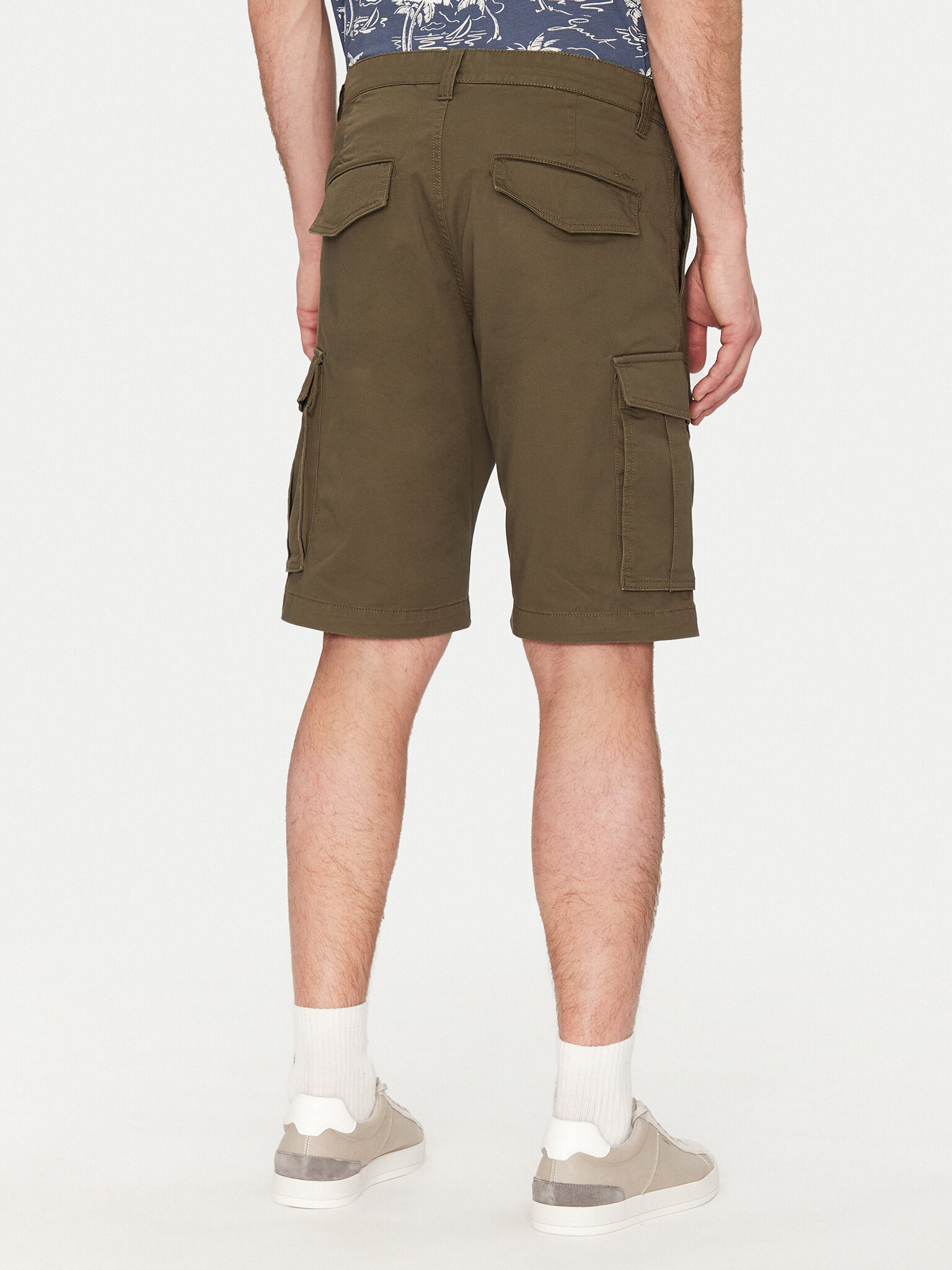 Medžiaginiai šortai Gant