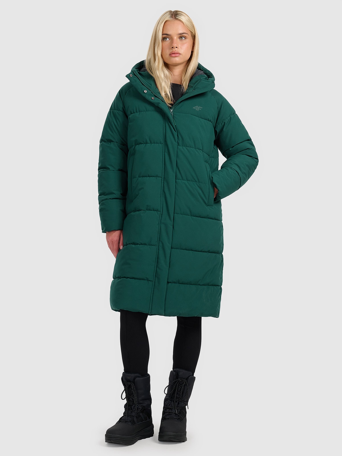 4F Moteriškas paltas su sintetiniu kamšalu - žalias
