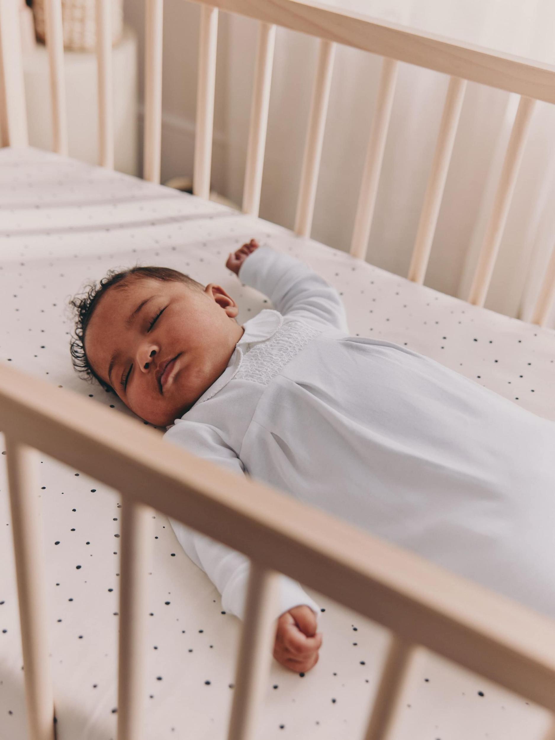 Next Miego kostiumas balta