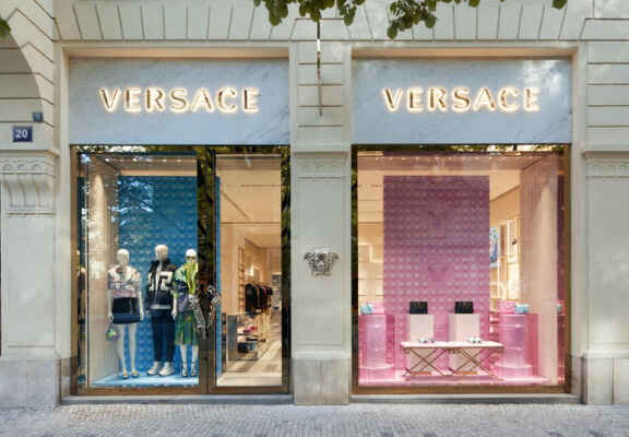 Versace parduotuvė