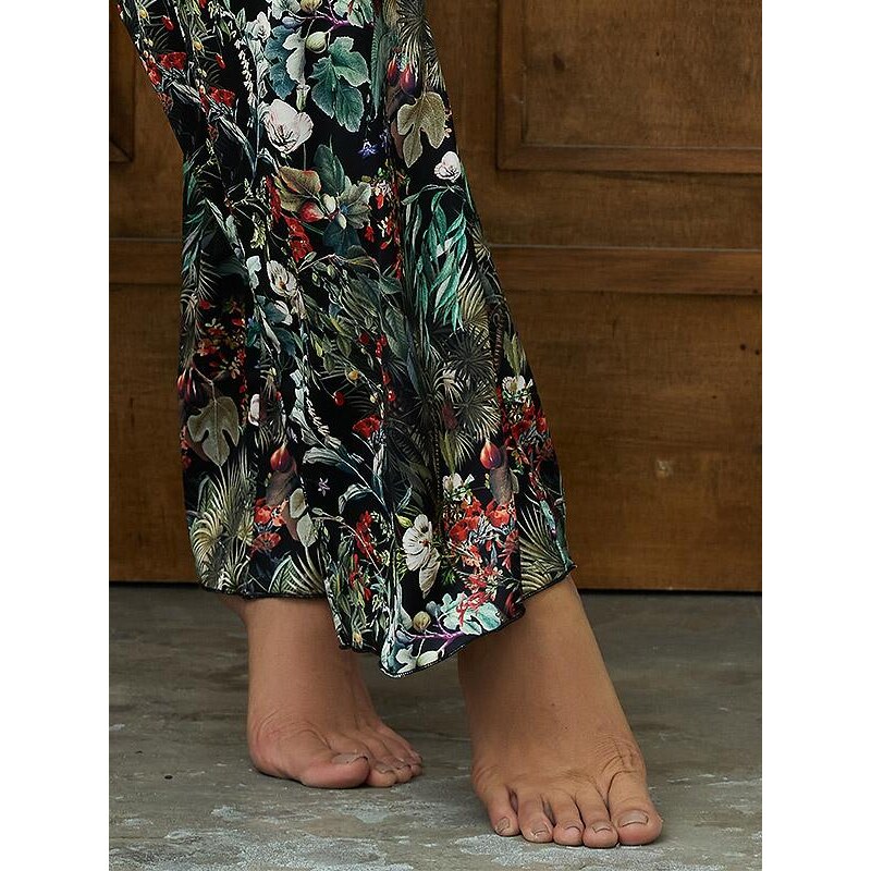 Lega atlasinė pižama su ilgomis kelnėmis "Zelda Black - Multicolor Floral Print"