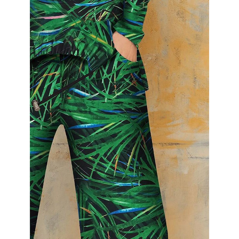 Lega plačios veliūrinės kelnės "Tessa Green - Black - Blue Floral Print Velour"