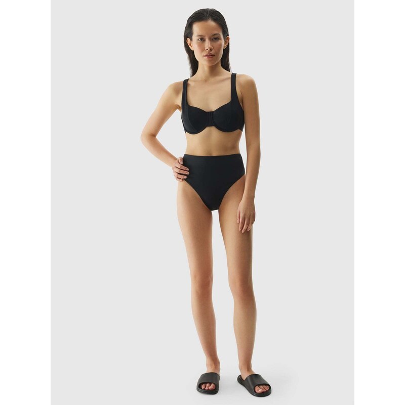 4F Moteriško maudymosi kostiumėlio bikini viršus - juoda