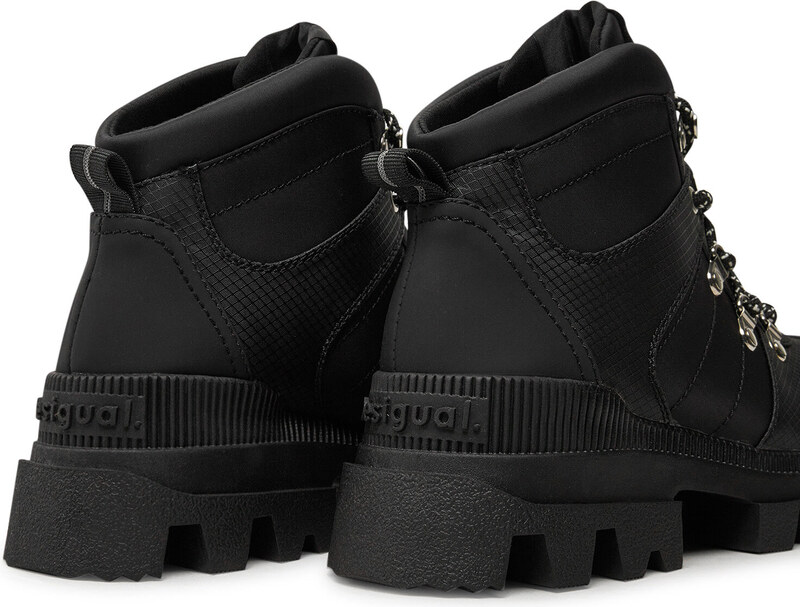 Žygio batai Desigual