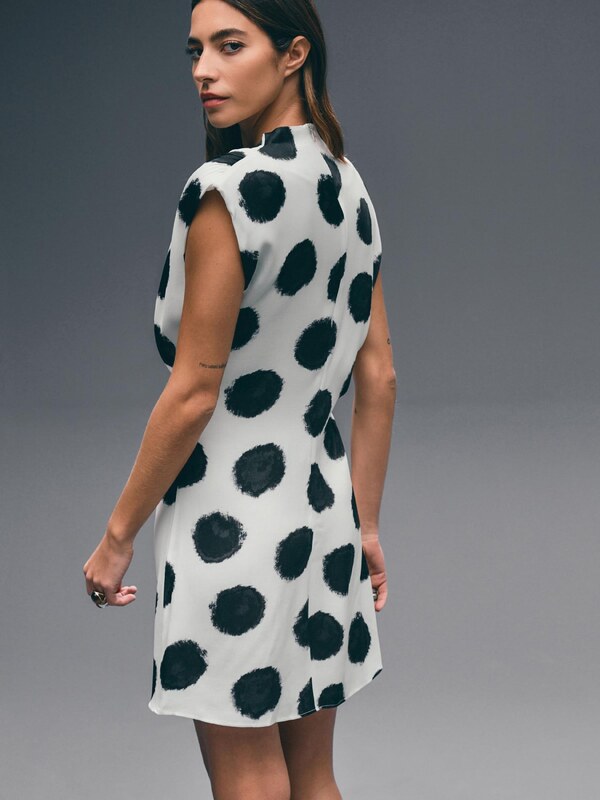 Next Suknelė juoda / balta