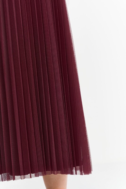 Rich & Royal Sijonas vyno raudona spalva