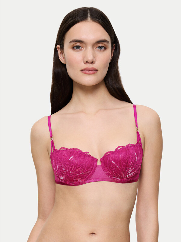 Pusiau dengta (balcony bra) liemenėlė Triumph