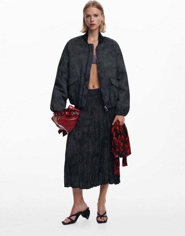 Desigual Demisezoninė striukė juoda