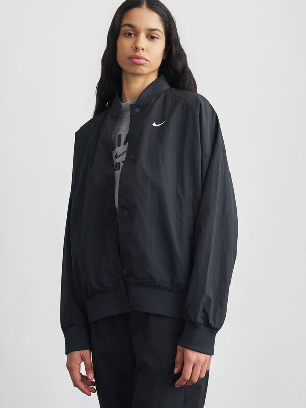 Nike Sportswear Demisezoninė striukė 'HBR VARSITY' juoda
